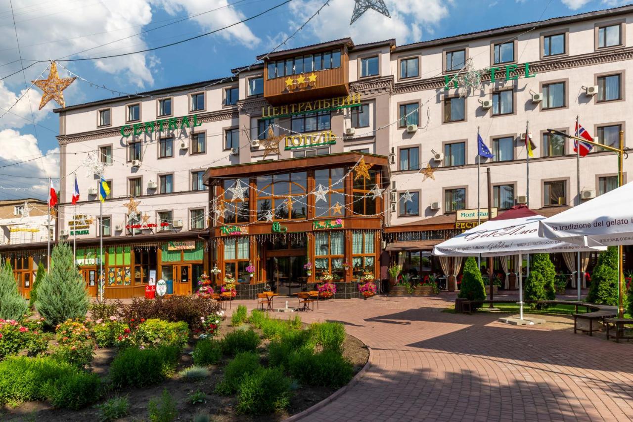 Centralny Hotel Kryvyi Rih Exterior photo
