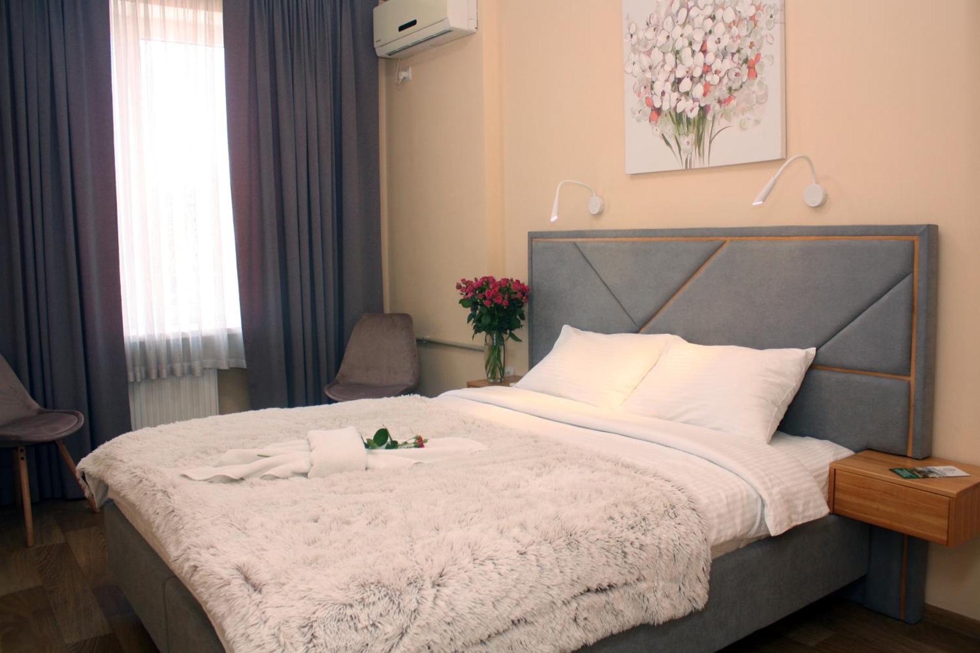 Centralny Hotel Kryvyi Rih Exterior photo